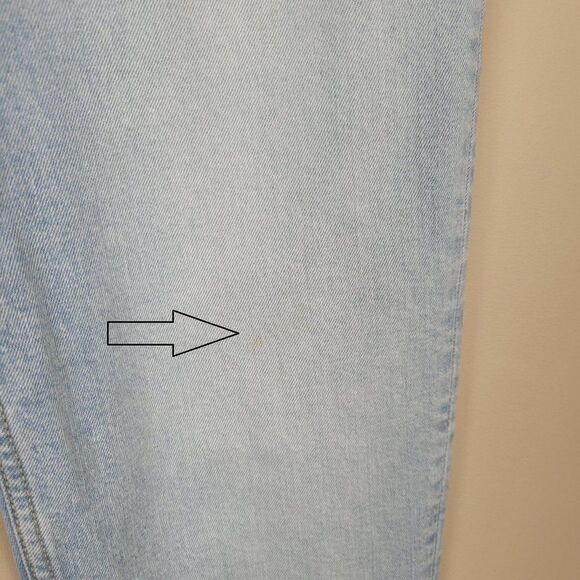 Levi's Mom Jean Jeweled Rhinestone High Waist Light Wash Blue Crop Jeans Sz 24 - Picture 12 of 15